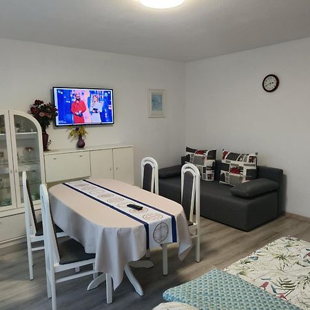 Mieszkanie Przy Parku Świnoujście Buitenkant foto